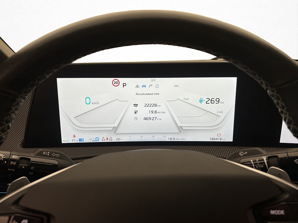 Vehicle Image 30