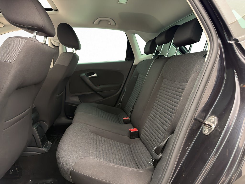 Vehicle Image 22