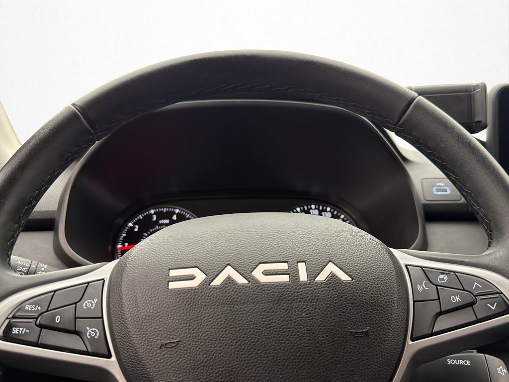 Vehicle Image 28