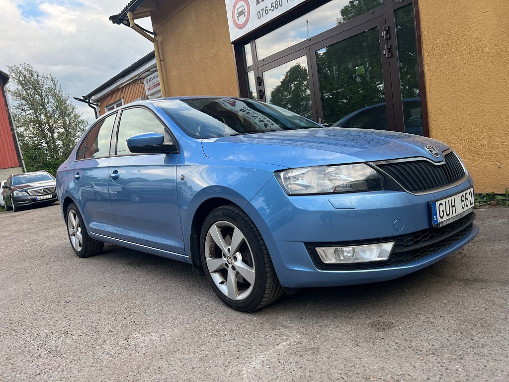 Vehicle Image 8