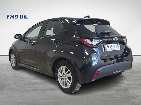 Vehicle Image 7