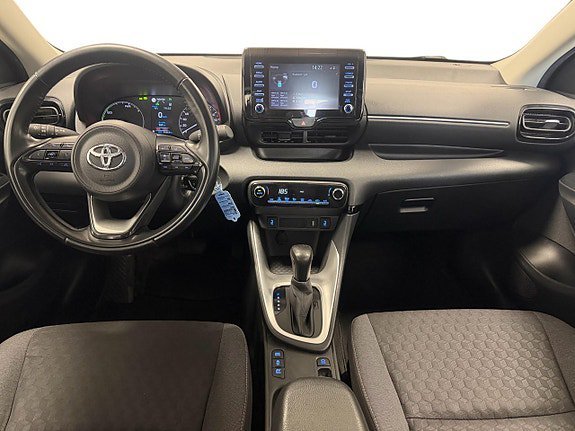 Vehicle Image 9