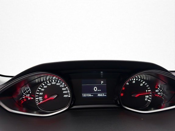 Vehicle Image 24