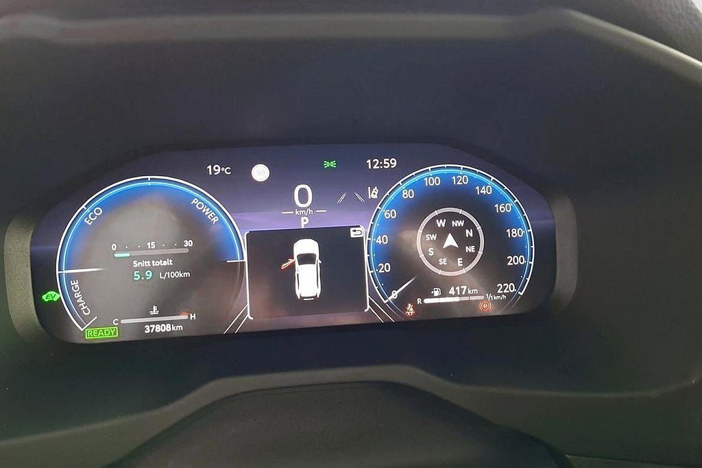 Vehicle Image 12