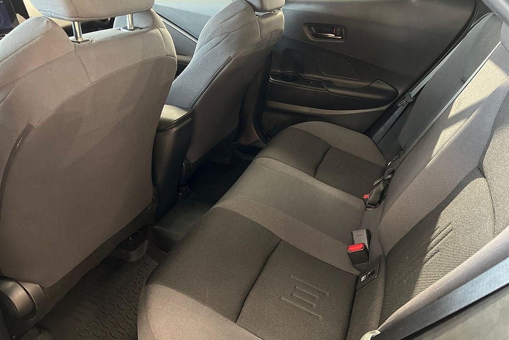 Vehicle Image 14