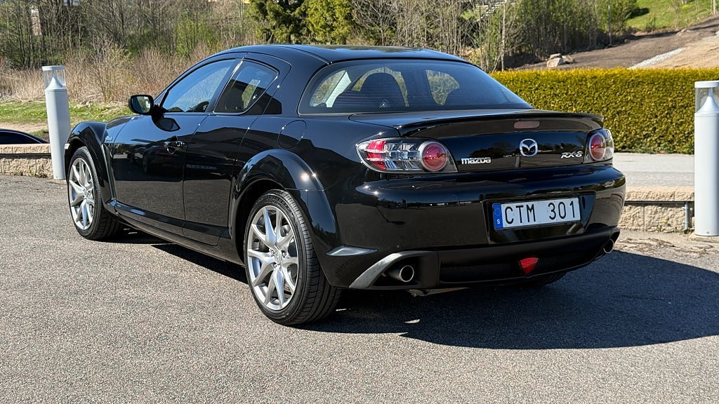 Vehicle Image 24