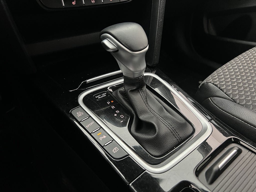 Vehicle Image 26