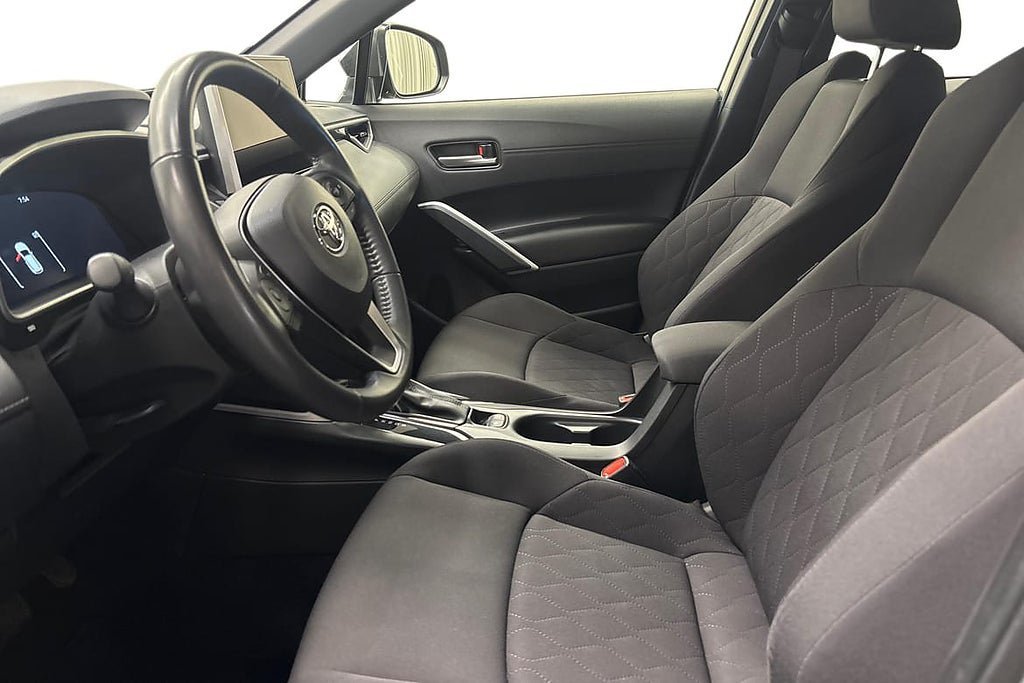Vehicle Image 8