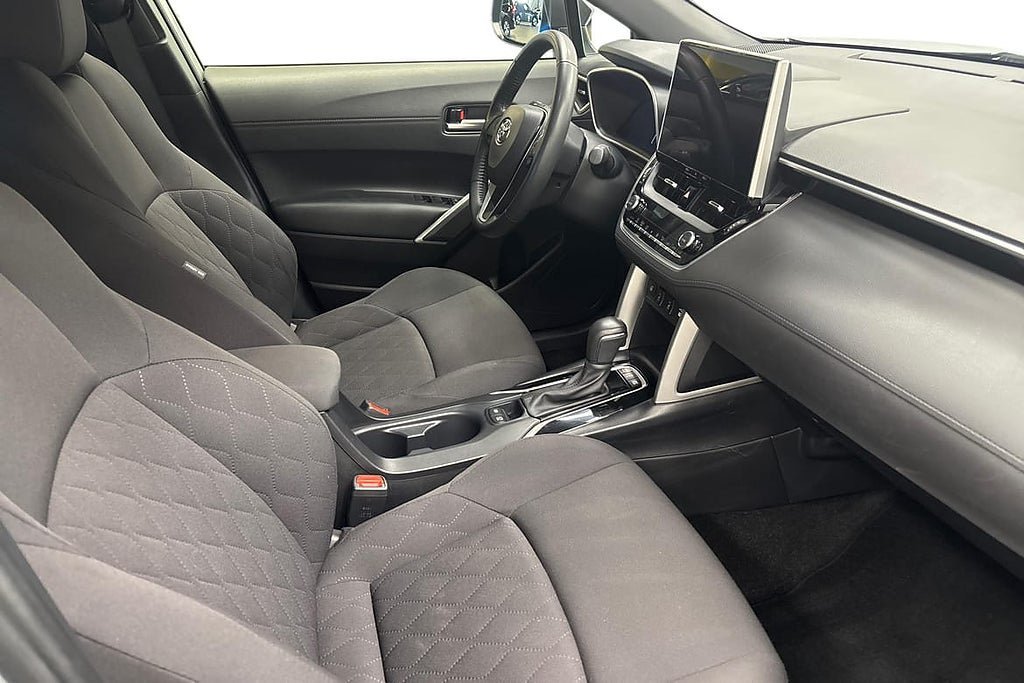 Vehicle Image 10
