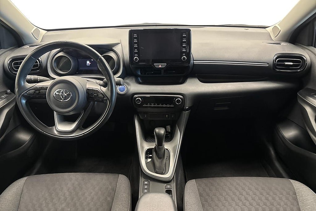 Vehicle Image 9