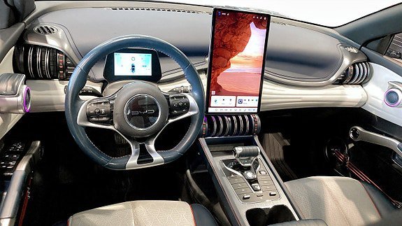Vehicle Image 7