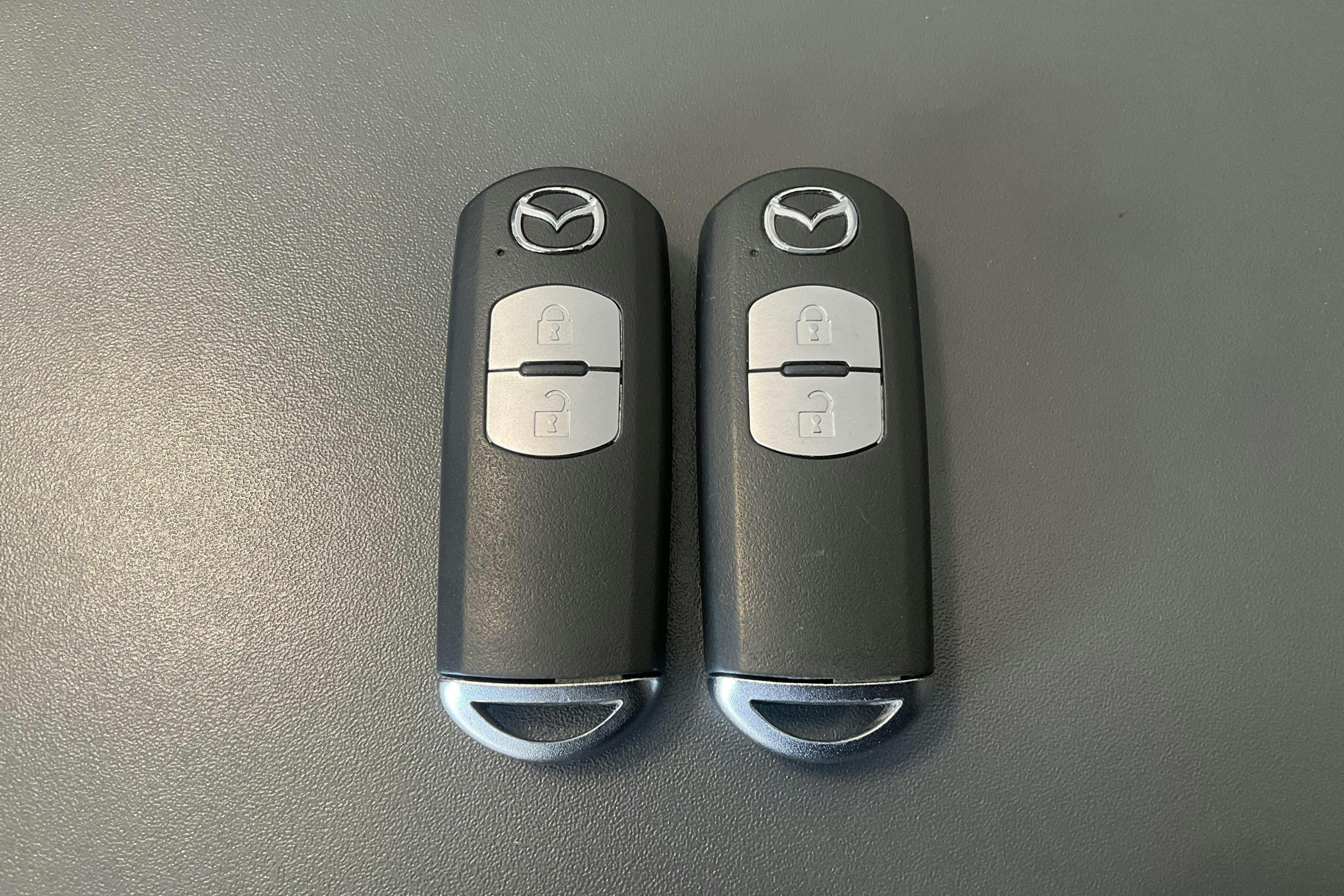 Vehicle Image 15