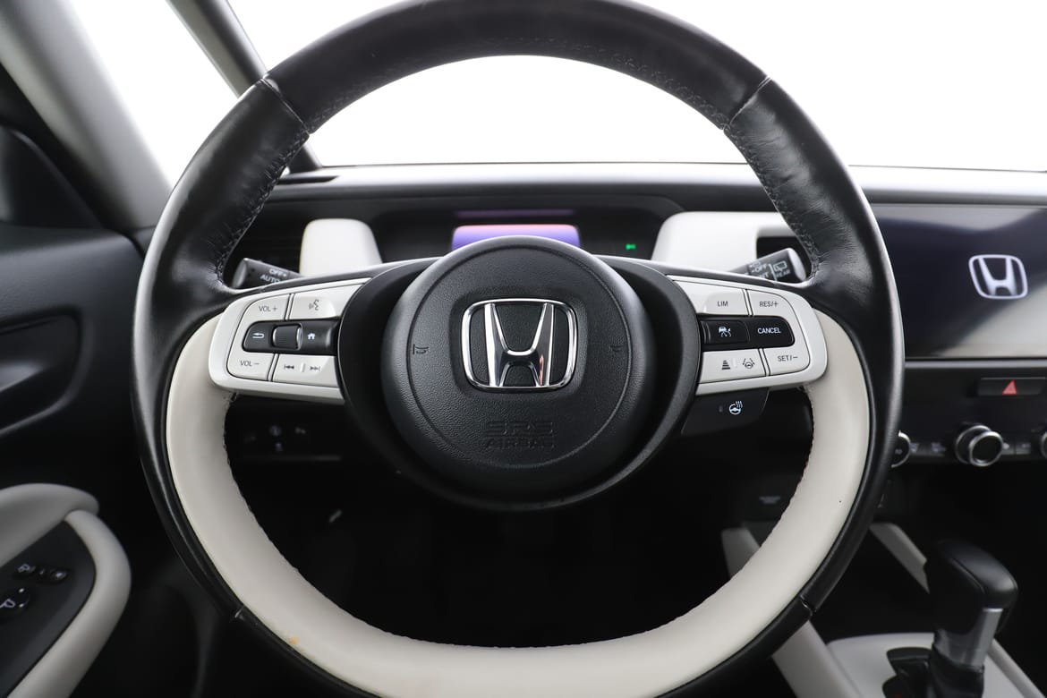 Vehicle Image 19