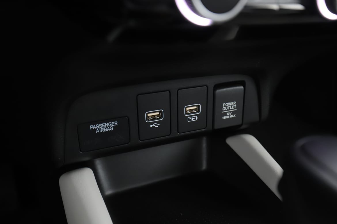 Vehicle Image 24