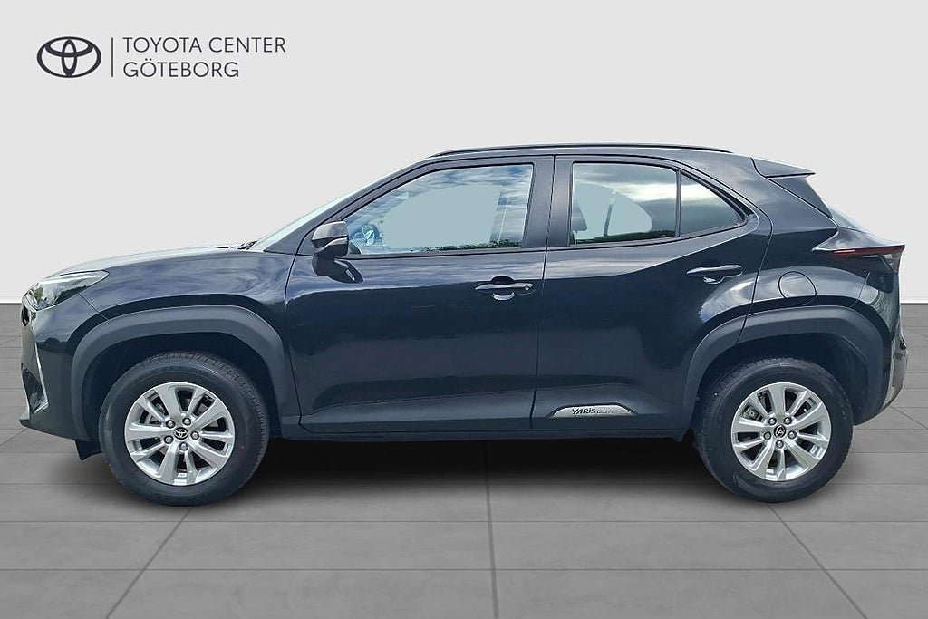 Vehicle Image 4