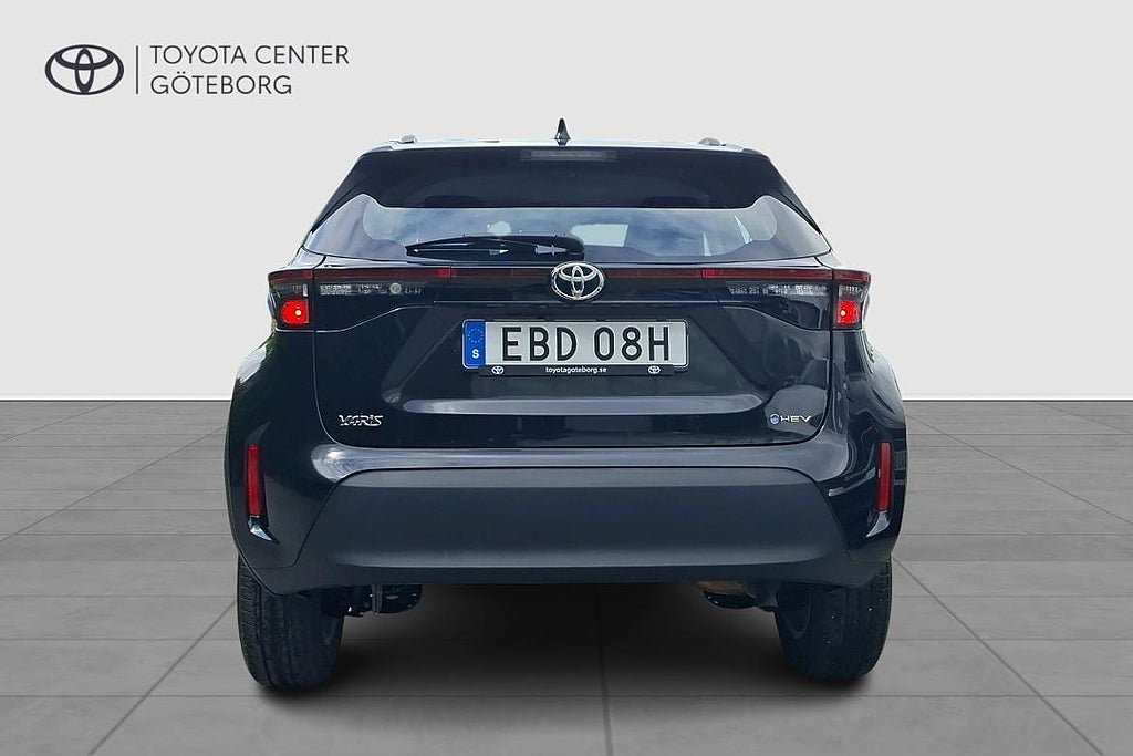 Vehicle Image 6