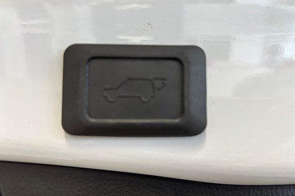 Vehicle Image 22