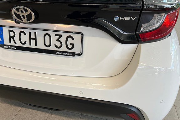 Vehicle Image 22