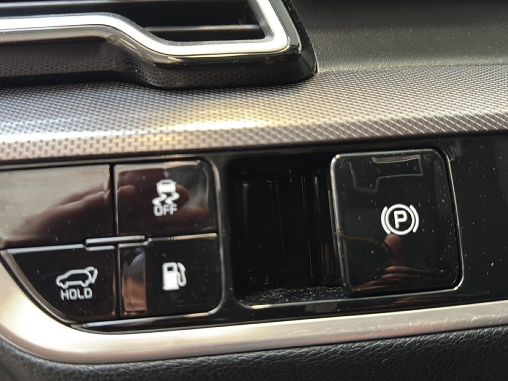 Vehicle Image 17