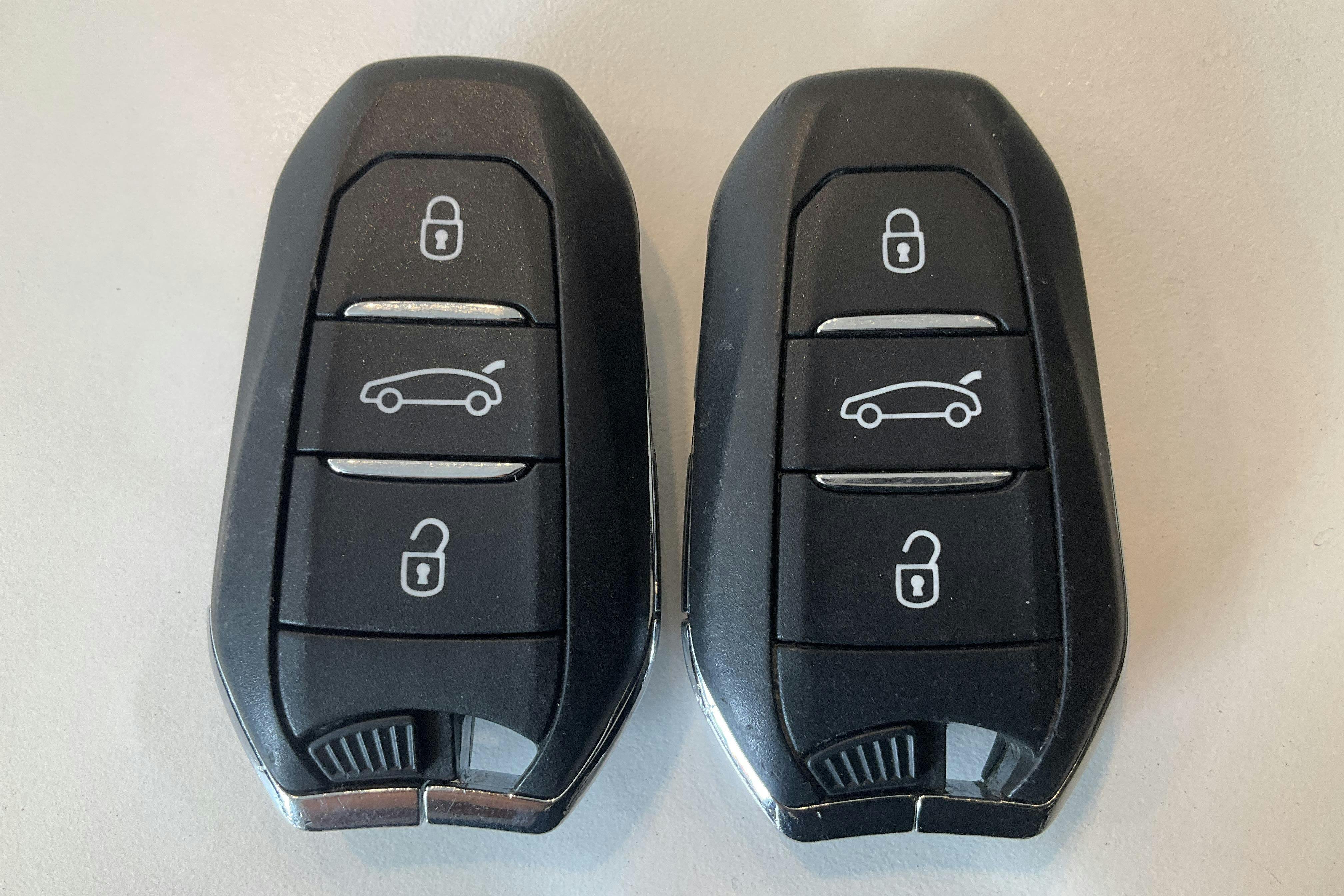 Vehicle Image 22