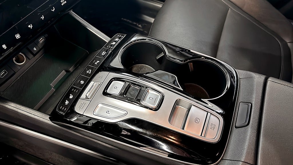 Vehicle Image 11