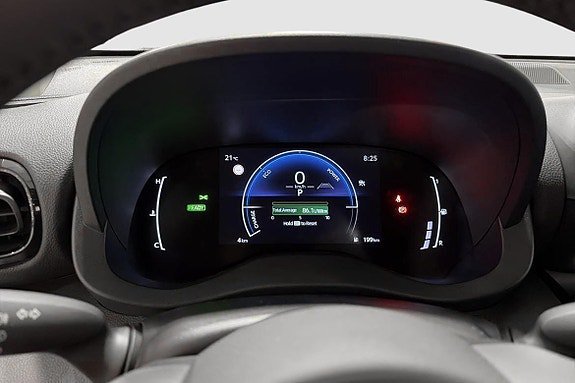 Vehicle Image 11