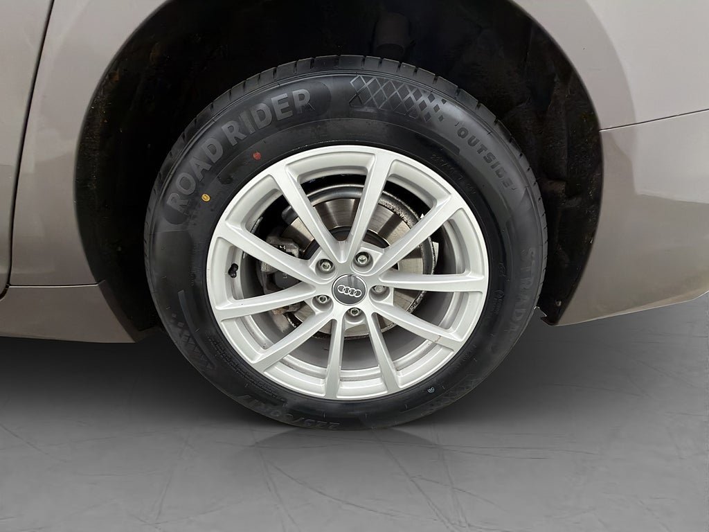 Vehicle Image 31