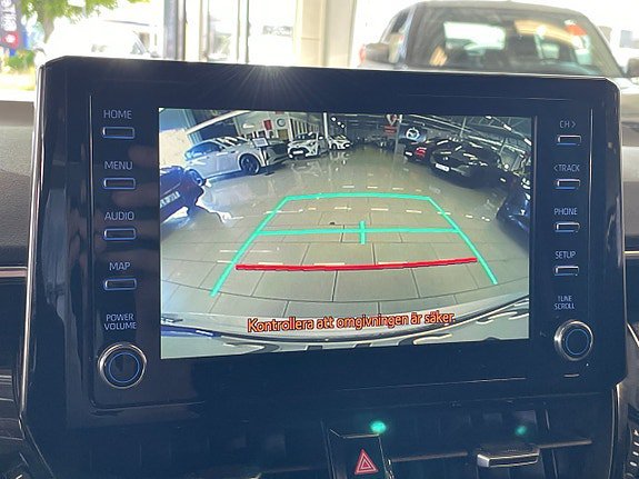 Vehicle Image 24