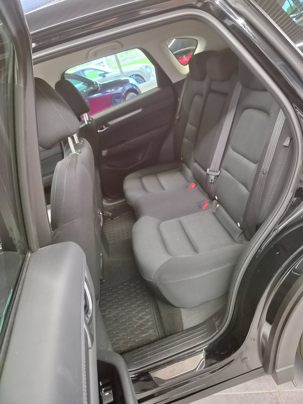 Vehicle Image 14
