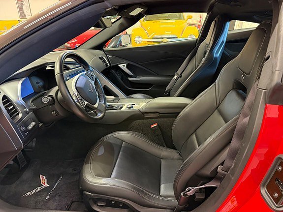 Vehicle Image 19