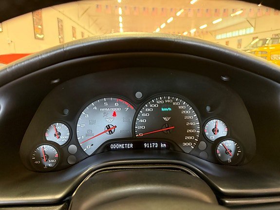 Vehicle Image 23