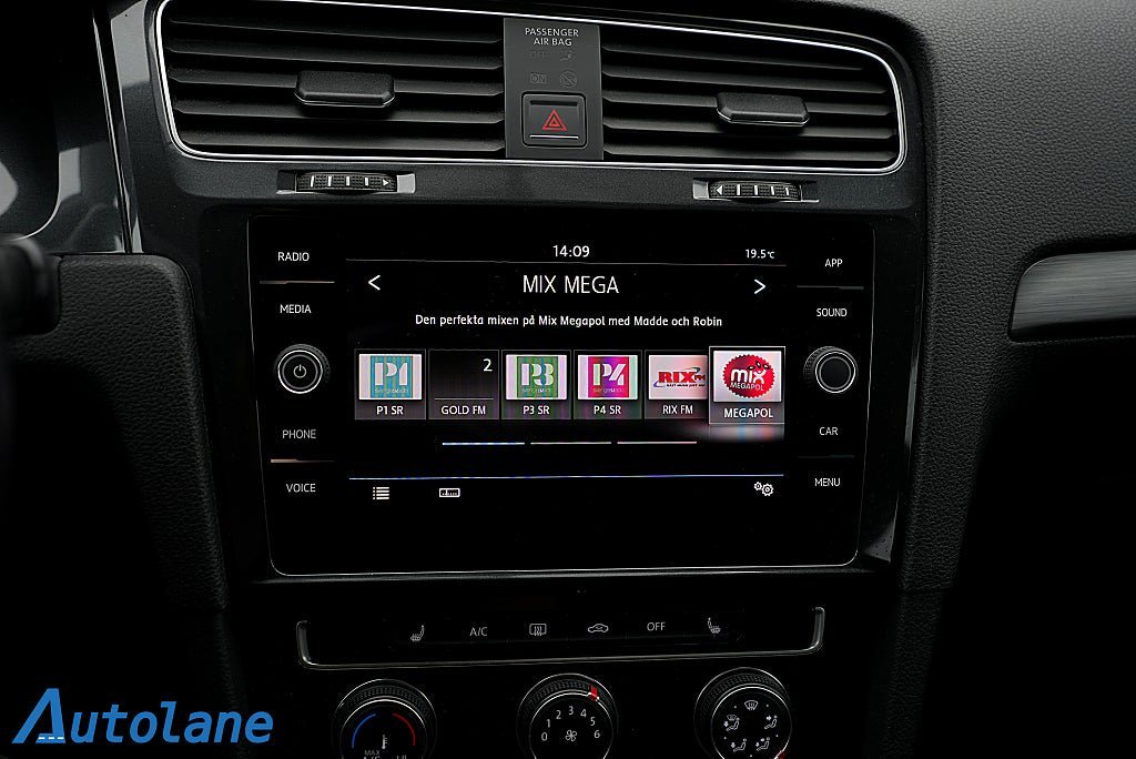 Vehicle Image 23