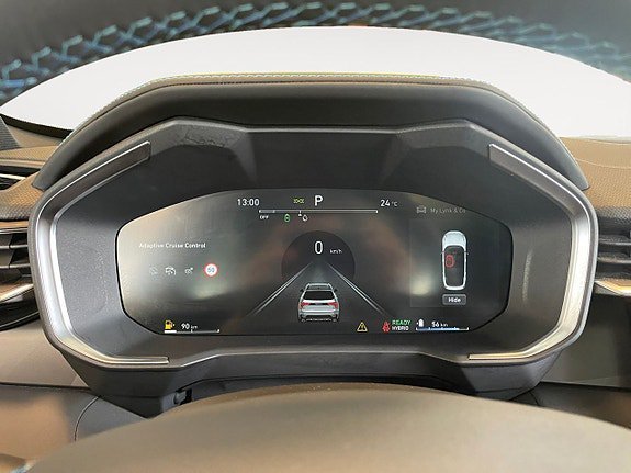 Vehicle Image 12