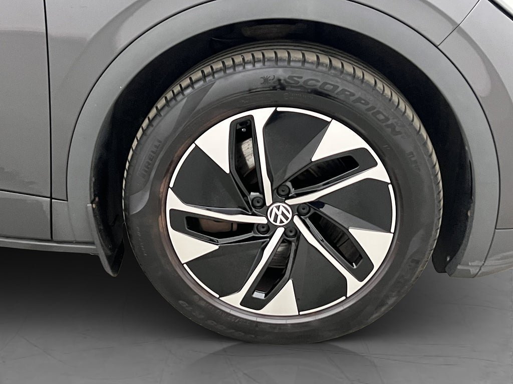 Vehicle Image 36