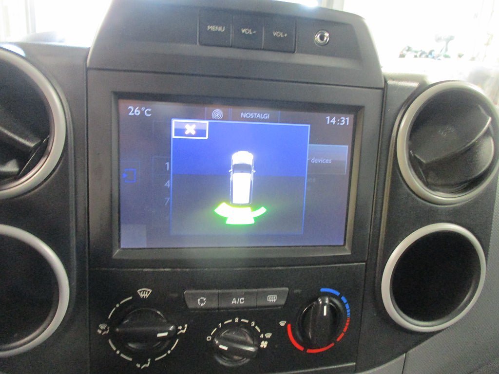 Vehicle Image 13