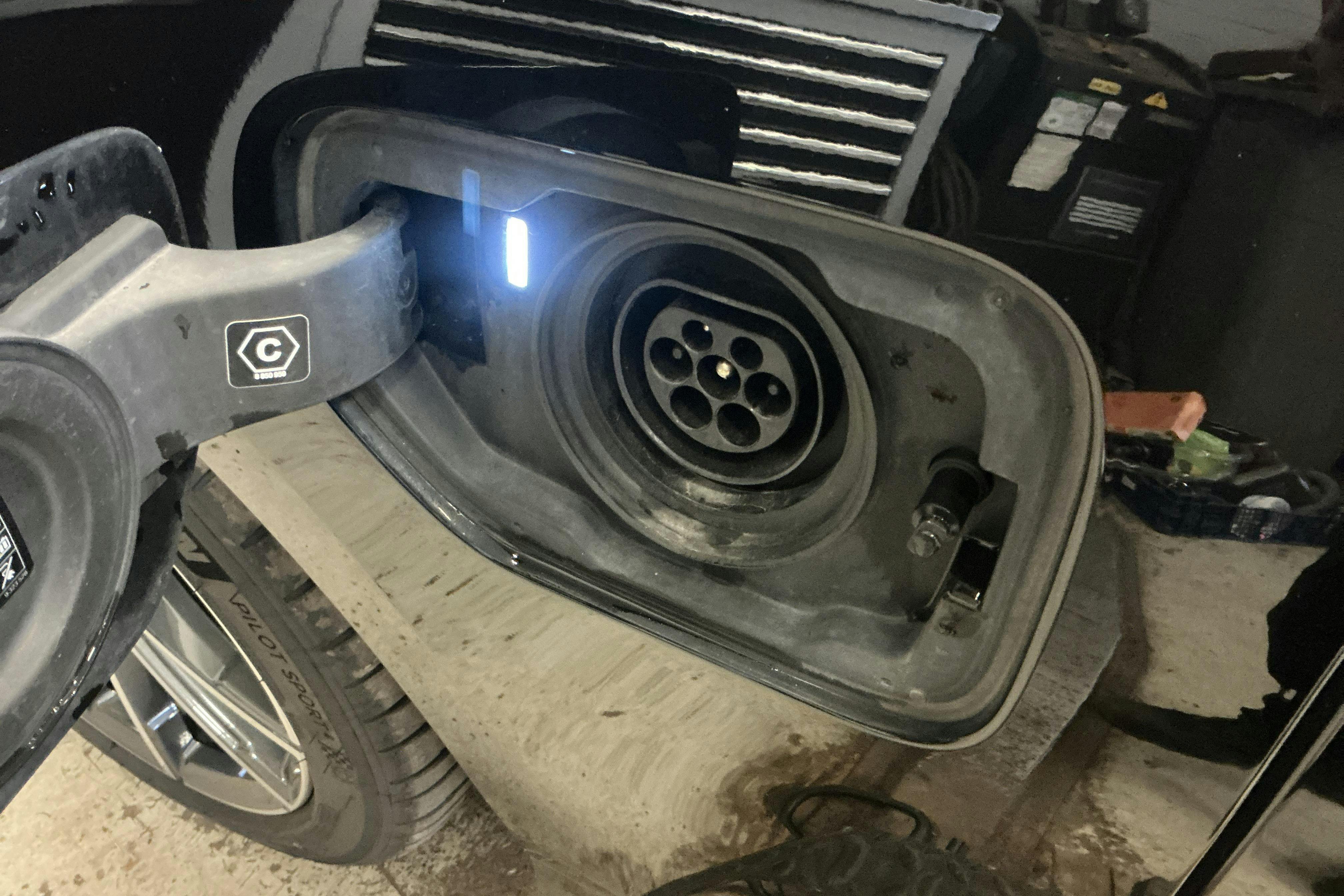 Vehicle Image 18
