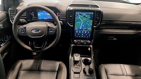 Vehicle Image 11
