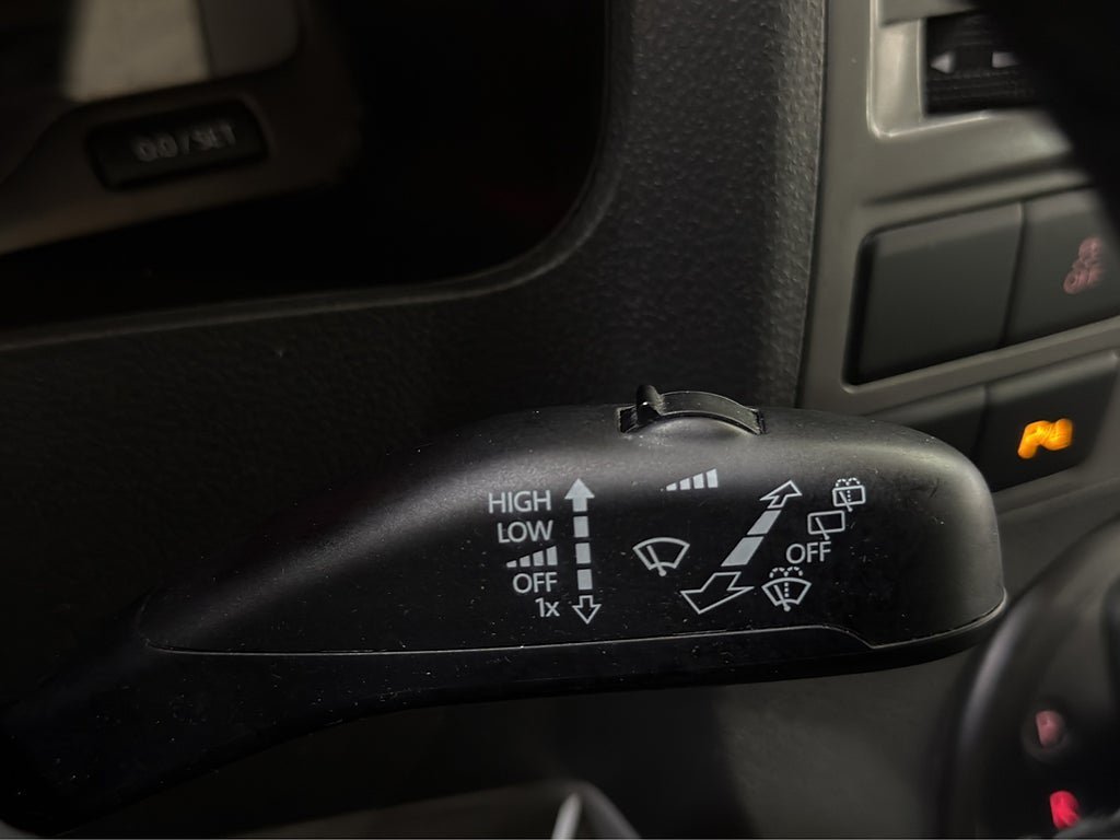 Vehicle Image 22
