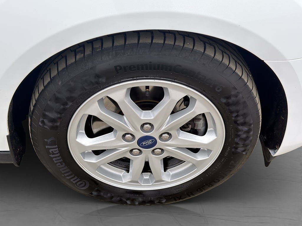 Vehicle Image 31