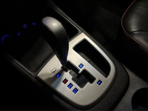 Vehicle Image 17