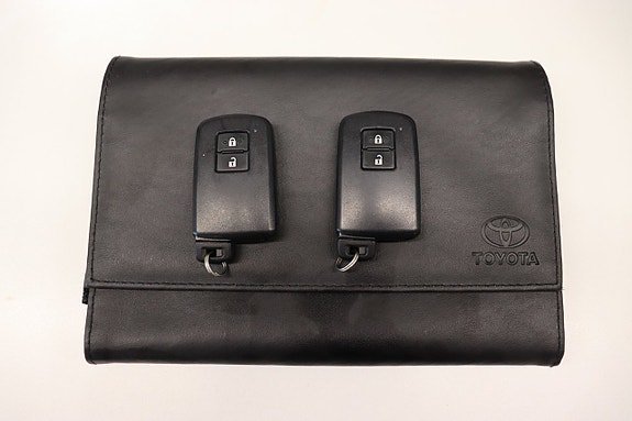 Vehicle Image 16