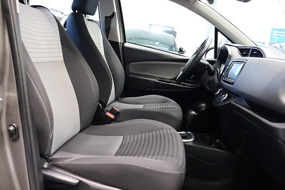 Vehicle Image 19