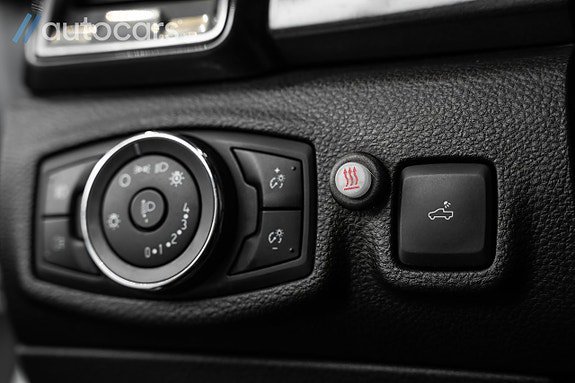 Vehicle Image 36