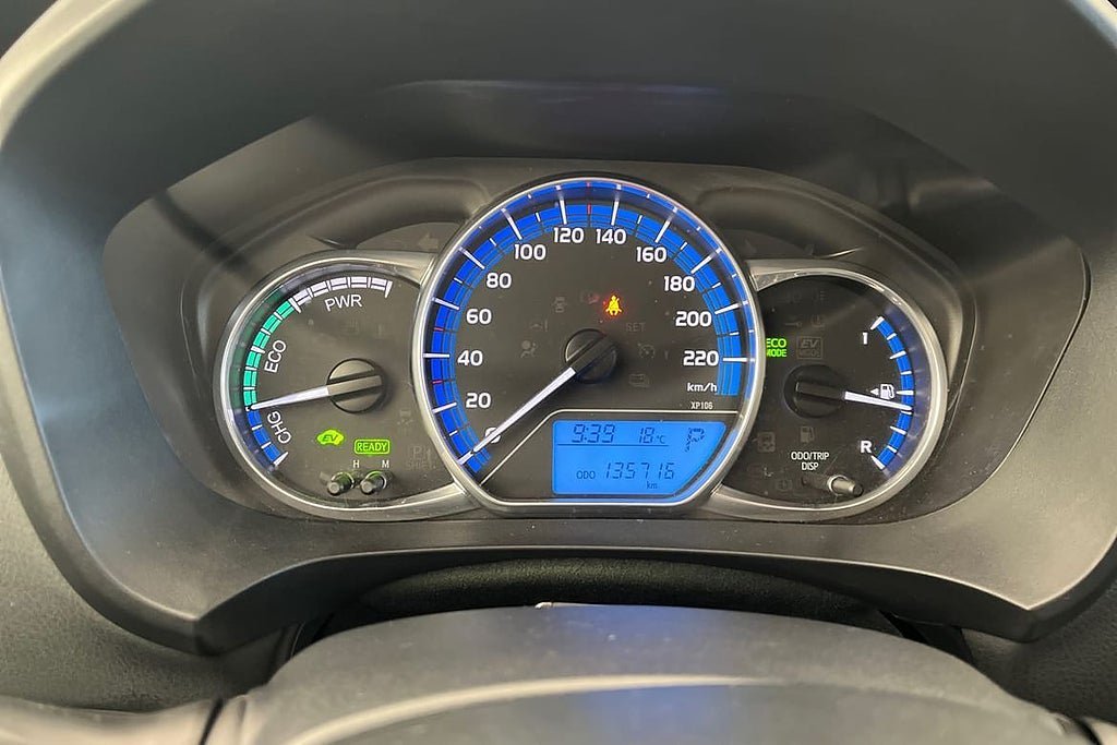 Vehicle Image 16