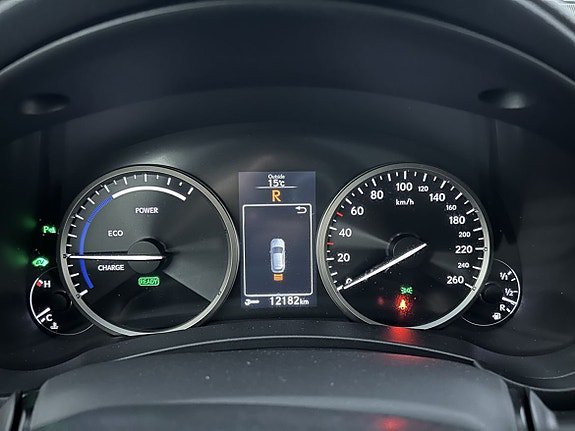 Vehicle Image 16