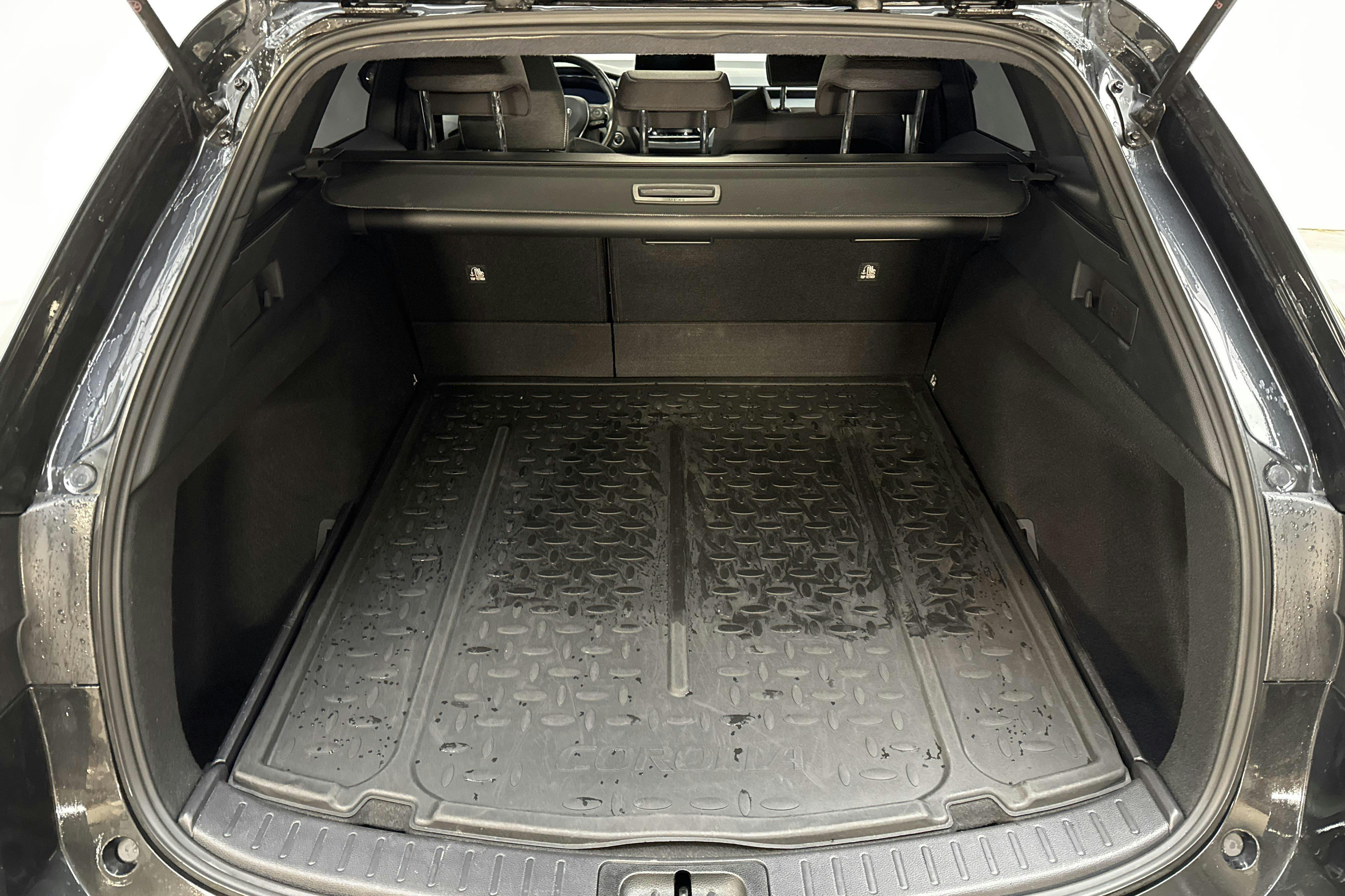 Vehicle Image 9