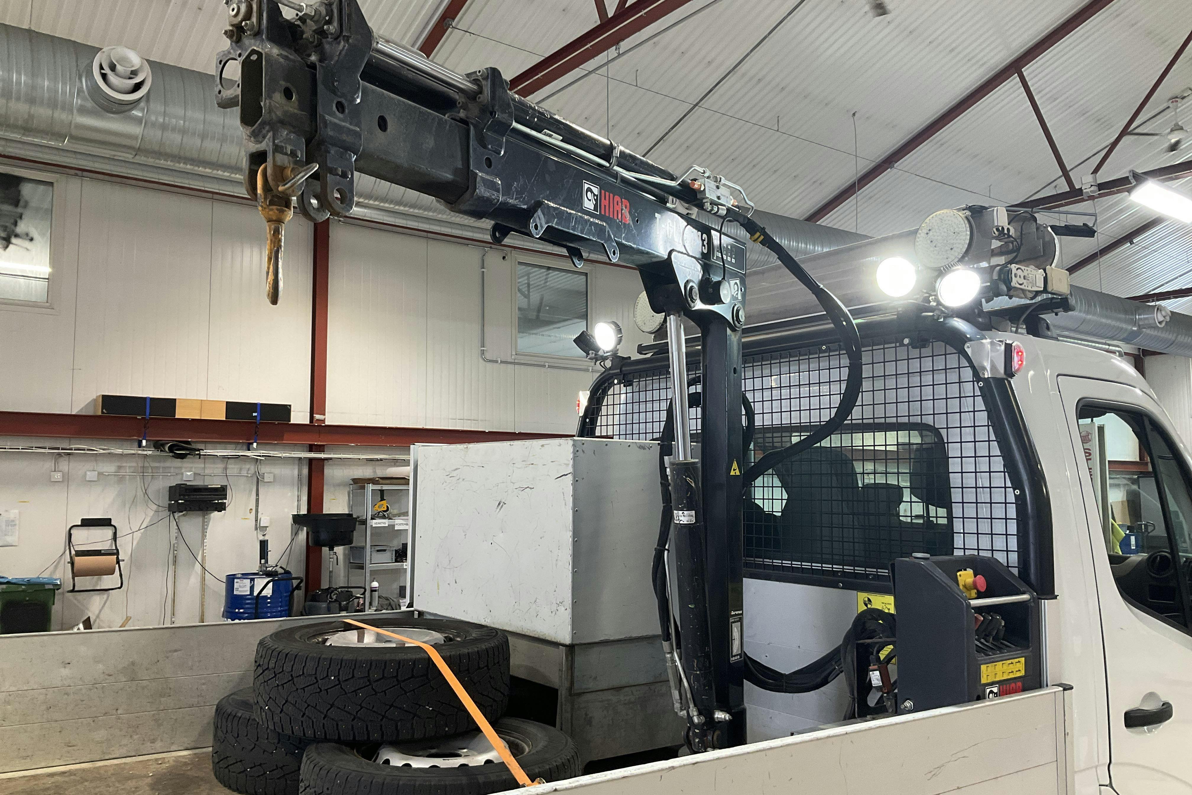 Vehicle Image 15