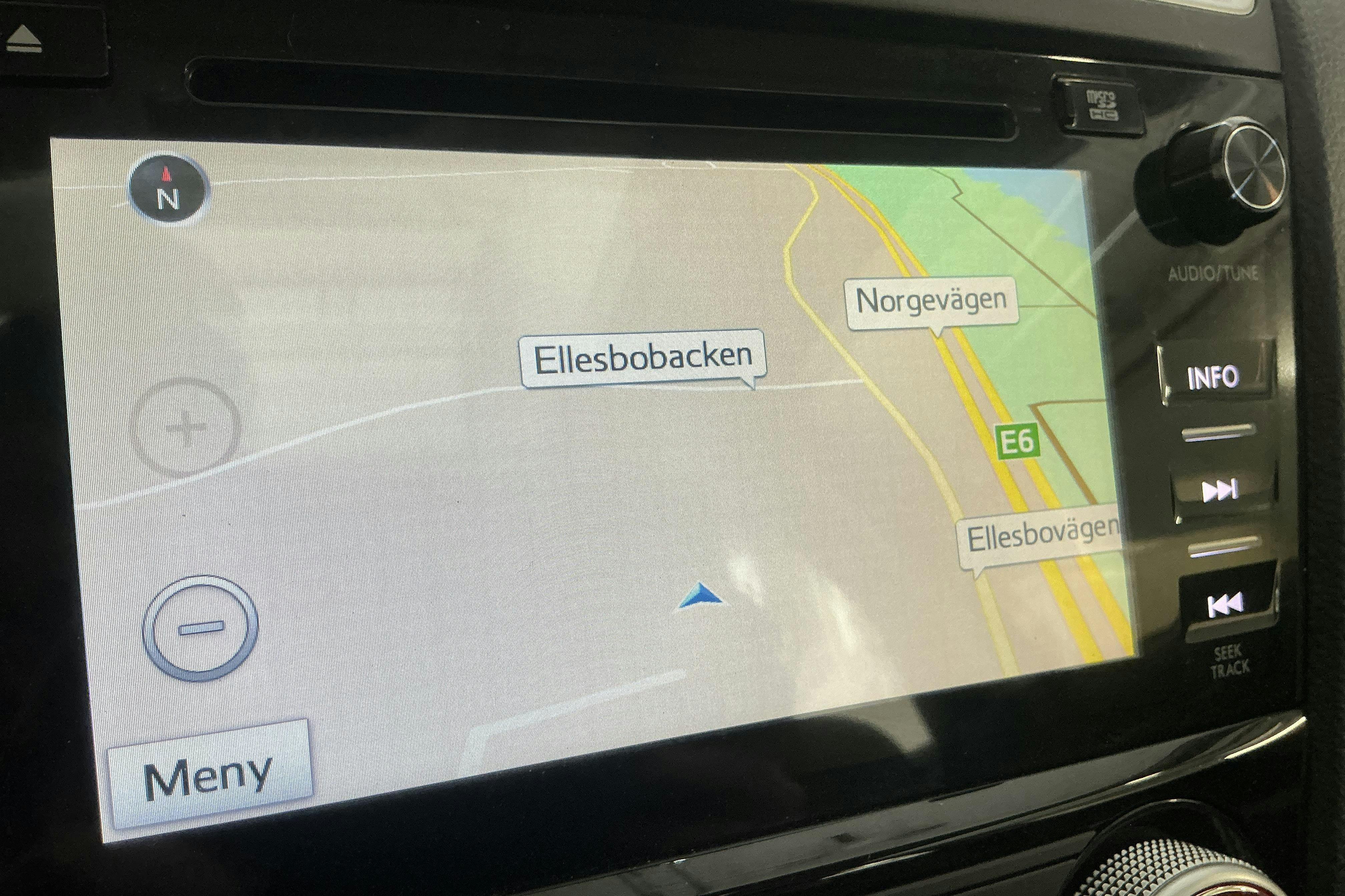 Vehicle Image 11