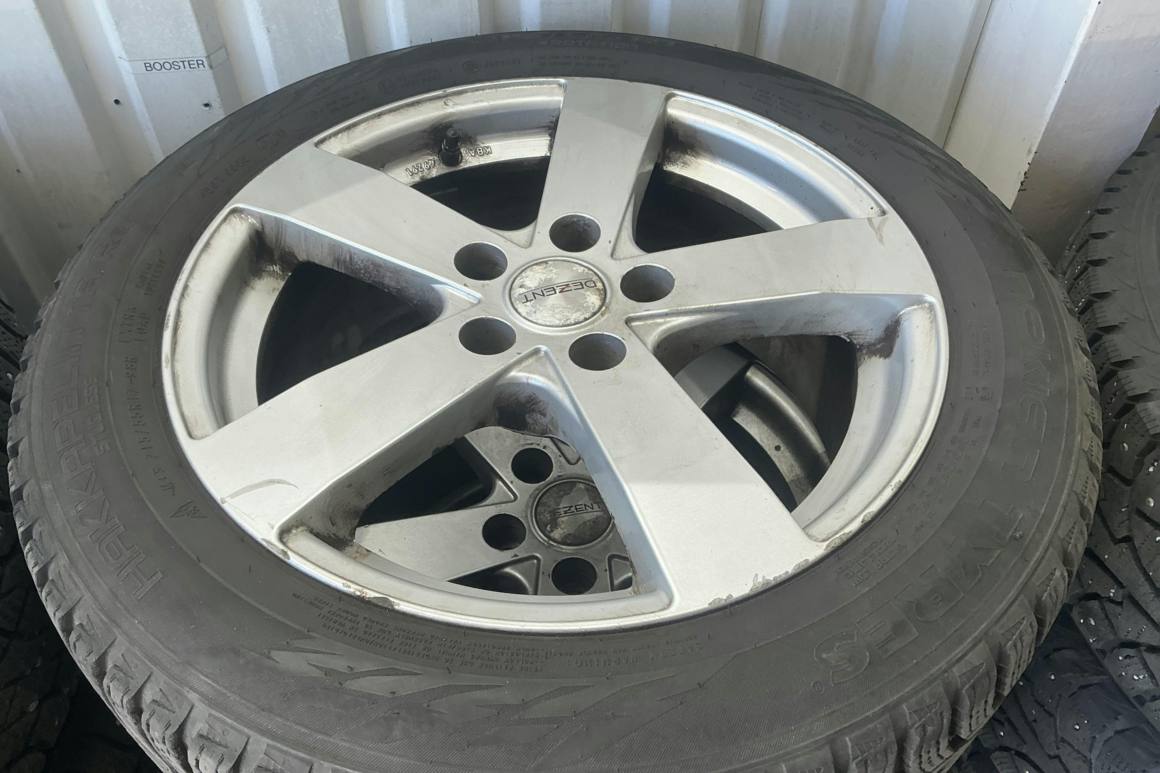 Vehicle Image 14