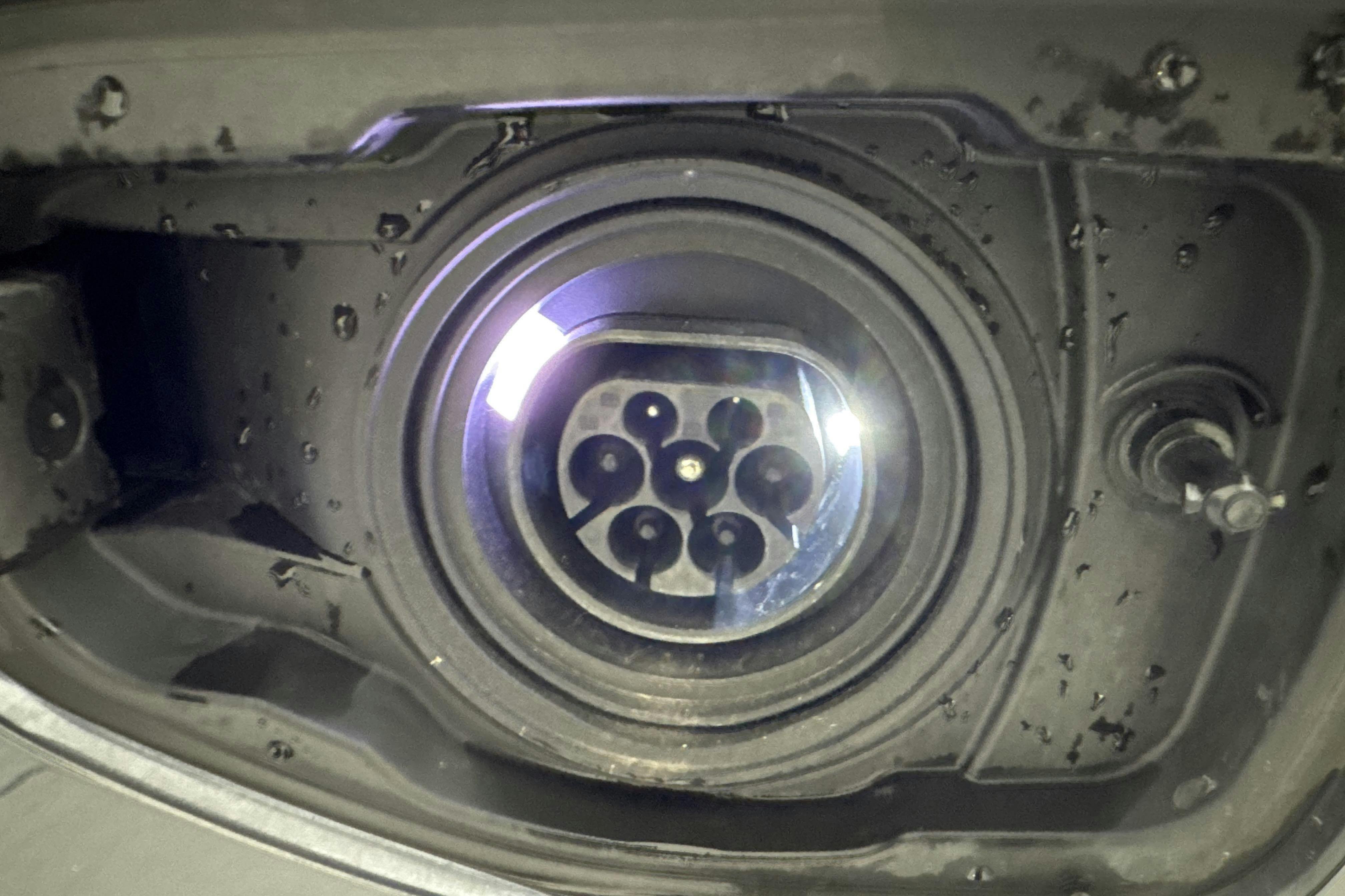 Vehicle Image 19